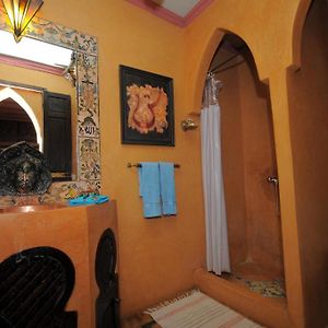 Habitación Básica con Cama King